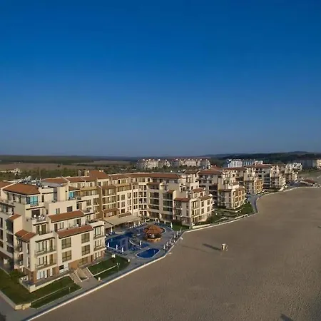 Apartment Fantastic At The Obzor